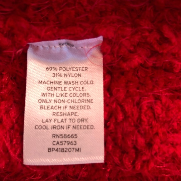 BP. fluffy V neck sweater - Picture 4 of 4